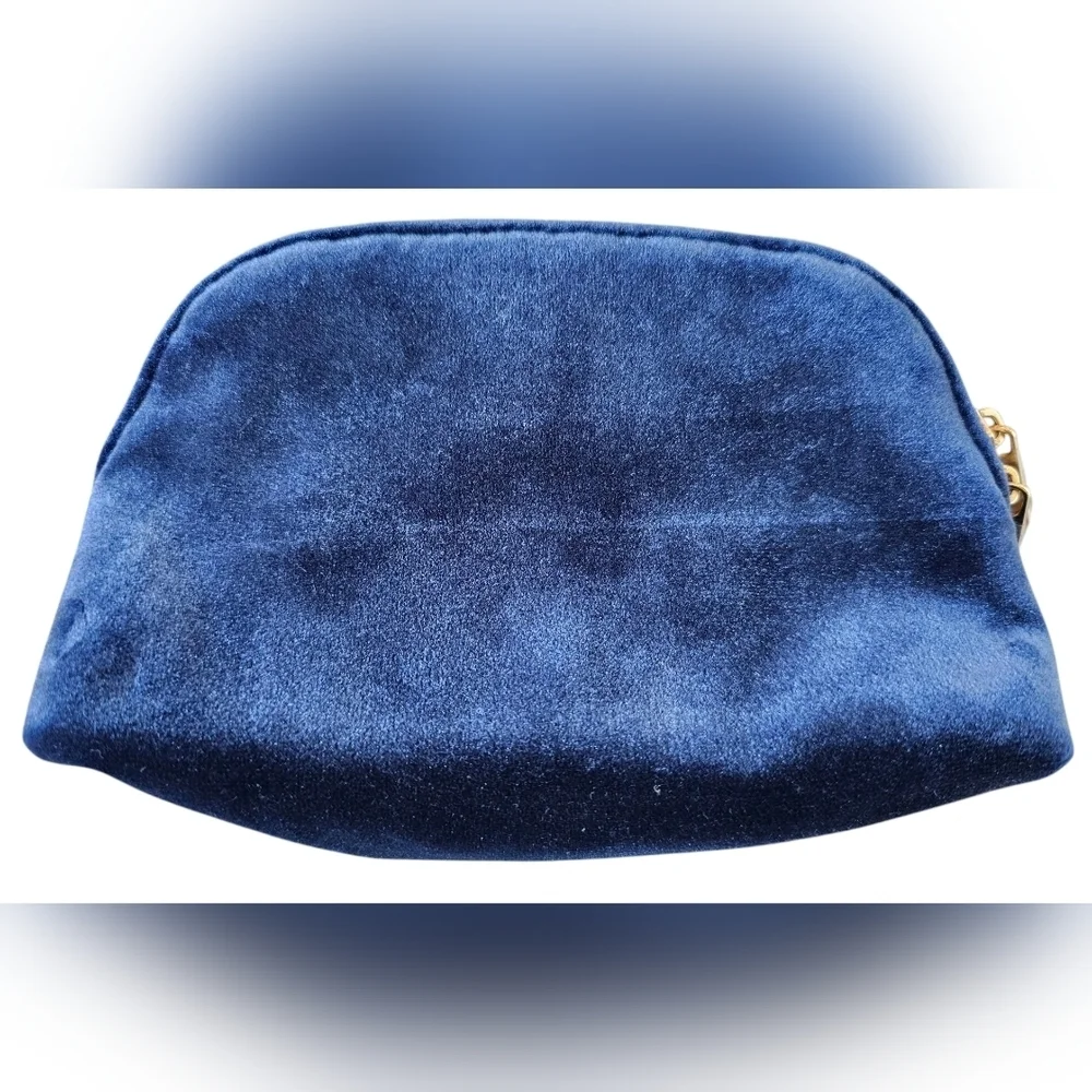 Christian Dior Blue Velvet Cosmetic Pouch With Logo And Sample Parfum, New! - Picture 2 of 7